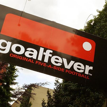 Goalfever Sports & Guesthouse Essen Luaran gambar